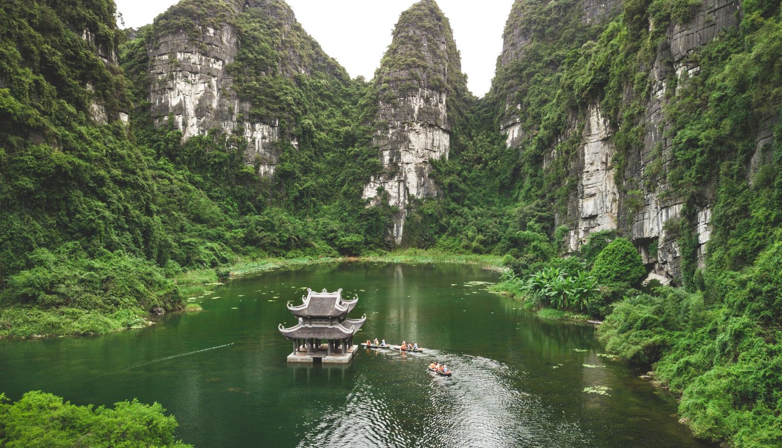 Explore The “Inland Ha Long Bay” Tour